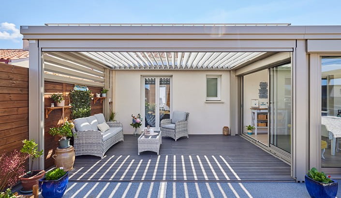 Pergola Bioclimatik à lames orientables
