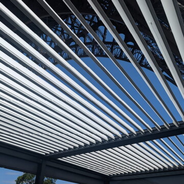 Pergola Bioclimatik à lames orientables